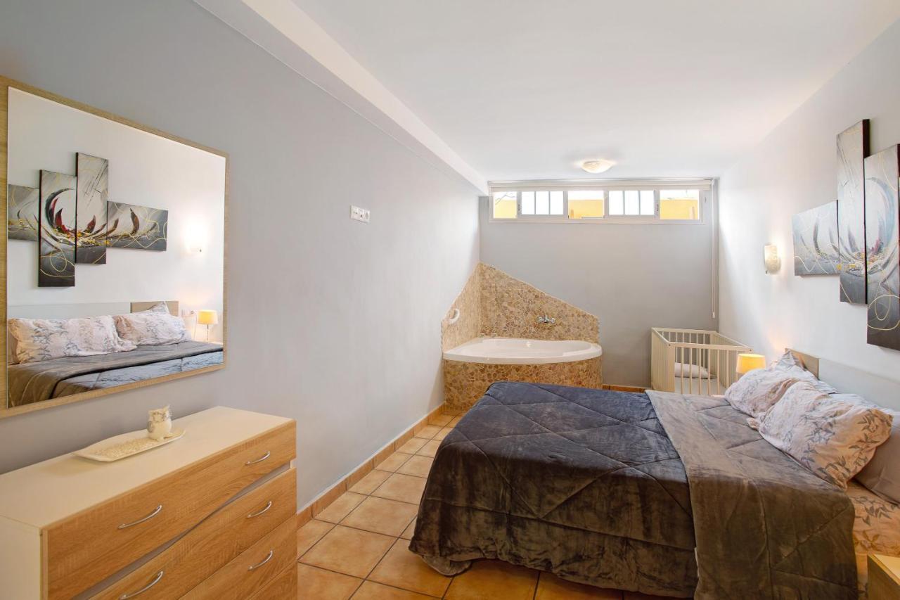 Montemar 1 Apartment Moya  Екстериор снимка